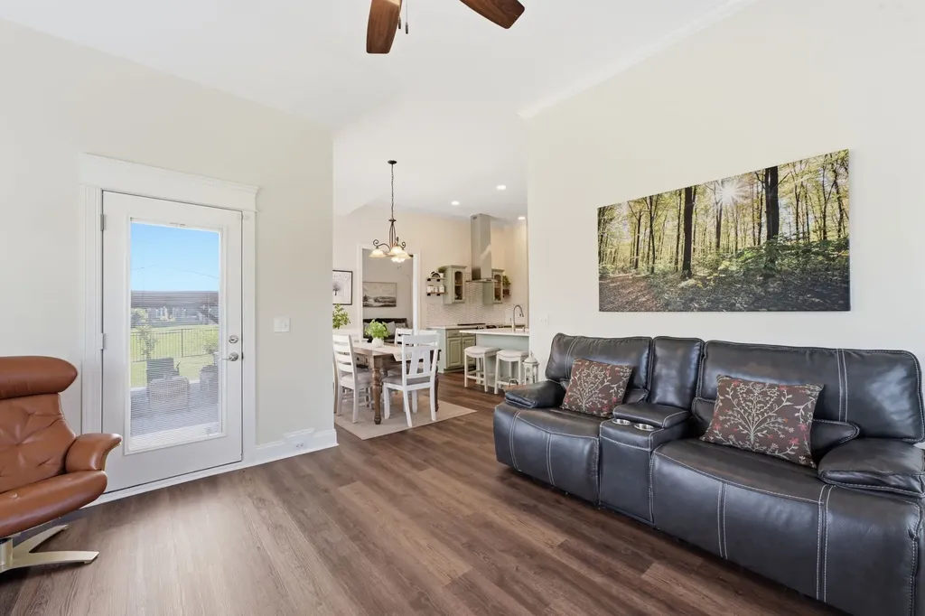 72 Lancaster Street Hillsboro TN 37342