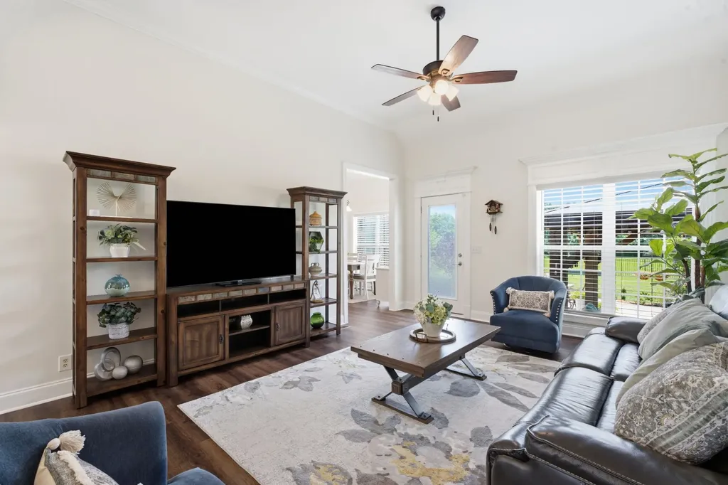 72 Lancaster Street Hillsboro TN 37342