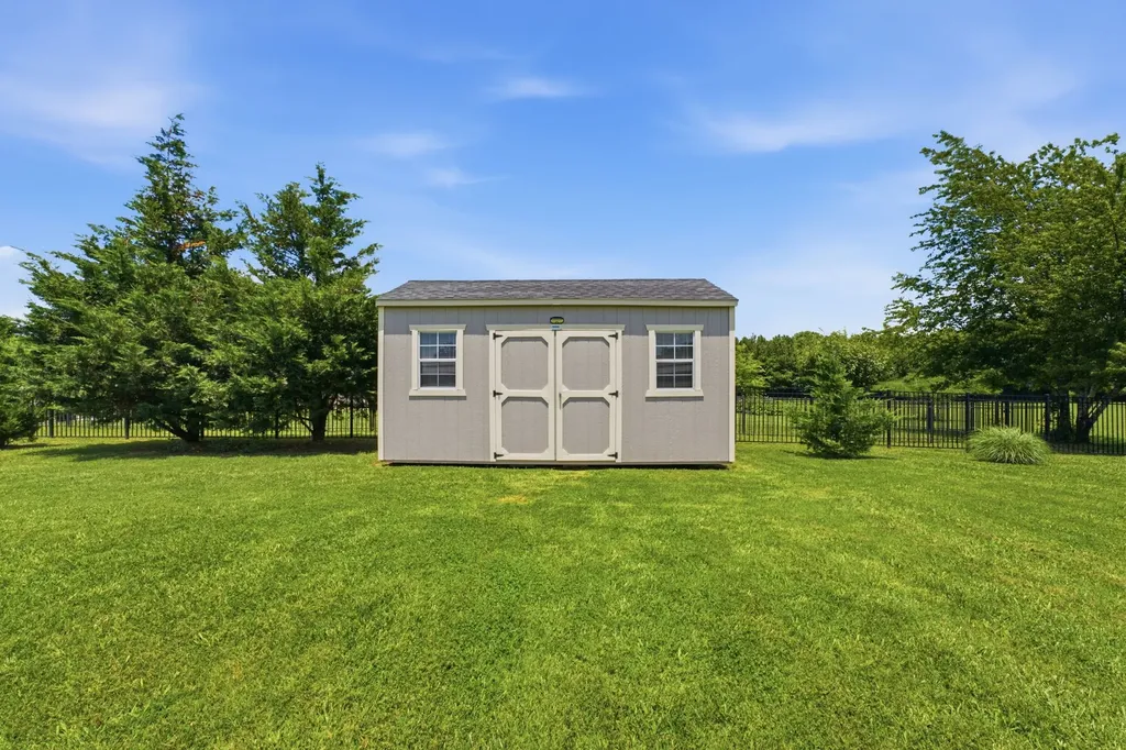 72 Lancaster Street Hillsboro TN 37342