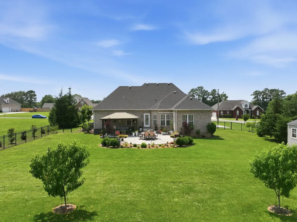 72 Lancaster Street Hillsboro TN 37342