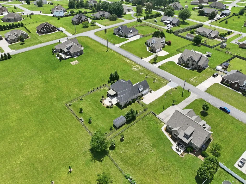 72 Lancaster Street Hillsboro TN 37342