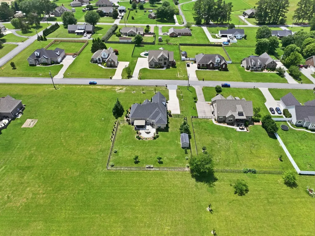 72 Lancaster Street Hillsboro TN 37342