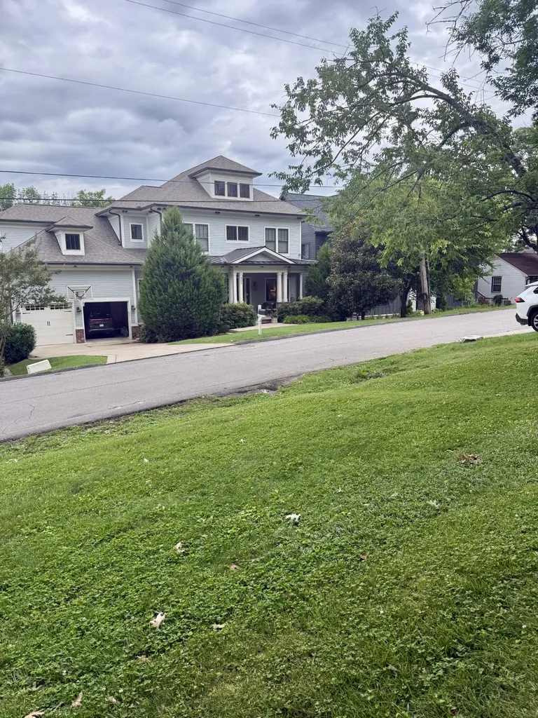 3207 Overlook Drive Nashville TN 37212