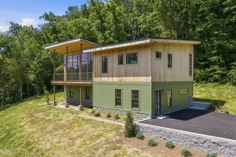 1075 Dog Creek Road Kingston Springs TN 37082