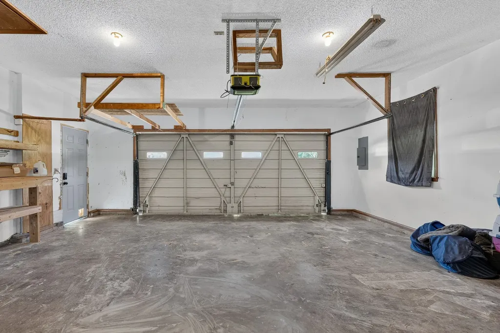 261 Glenview Drive Estill Springs TN 37330