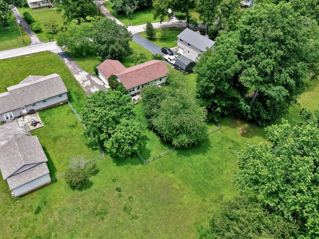 261 Glenview Drive Estill Springs TN 37330