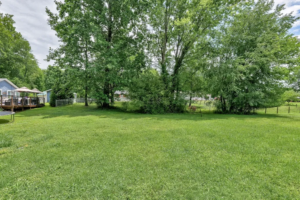 261 Glenview Drive Estill Springs TN 37330