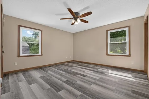 261 Glenview Drive Estill Springs TN 37330