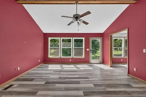 261 Glenview Drive Estill Springs TN 37330
