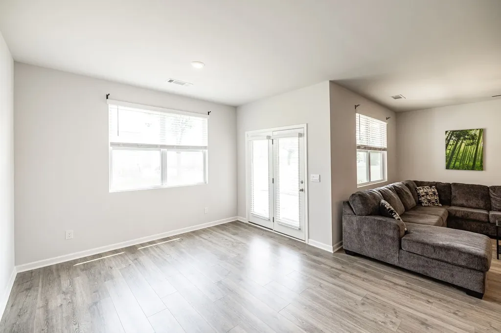 123 Saddle Horse Lane Murfreesboro TN 37129