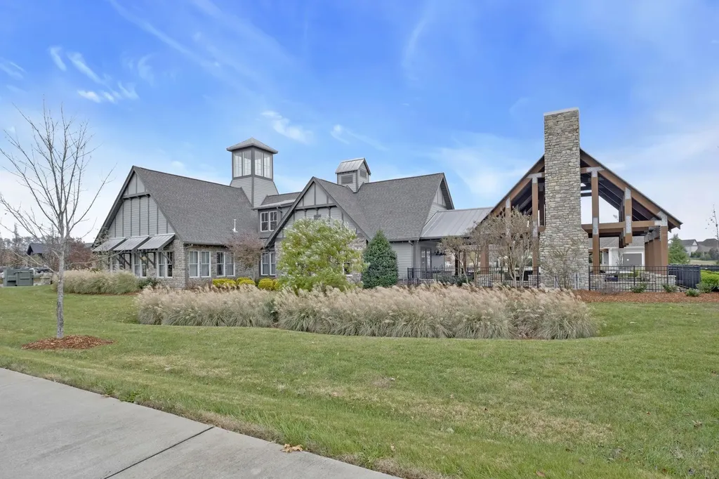 609 Sire Avenue Mount Juliet TN 37122