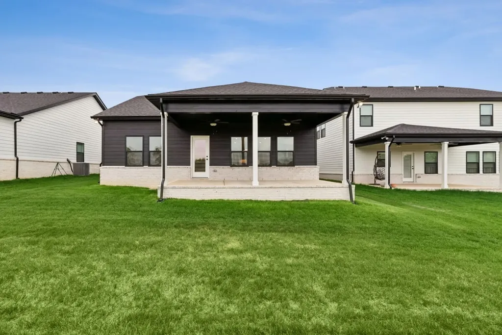 112 Hamilton Lane Lebanon TN 37087