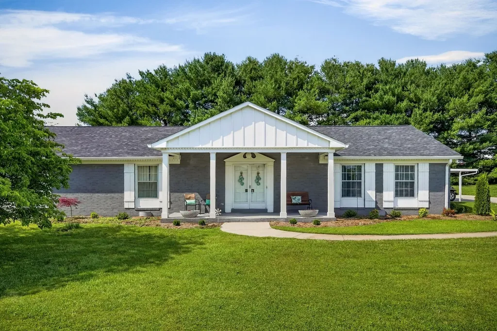212 Oakland Drive Sparta TN 38583