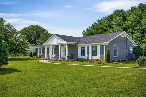 212 Oakland Drive Sparta TN 38583