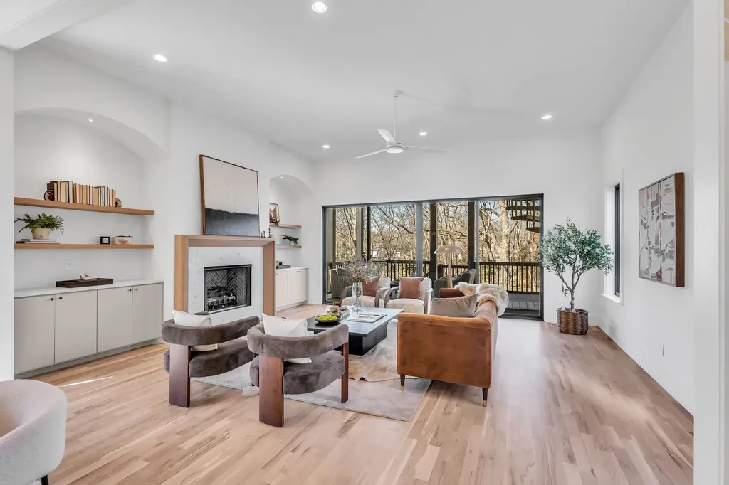 3806 Harding Place Nashville TN 37215
