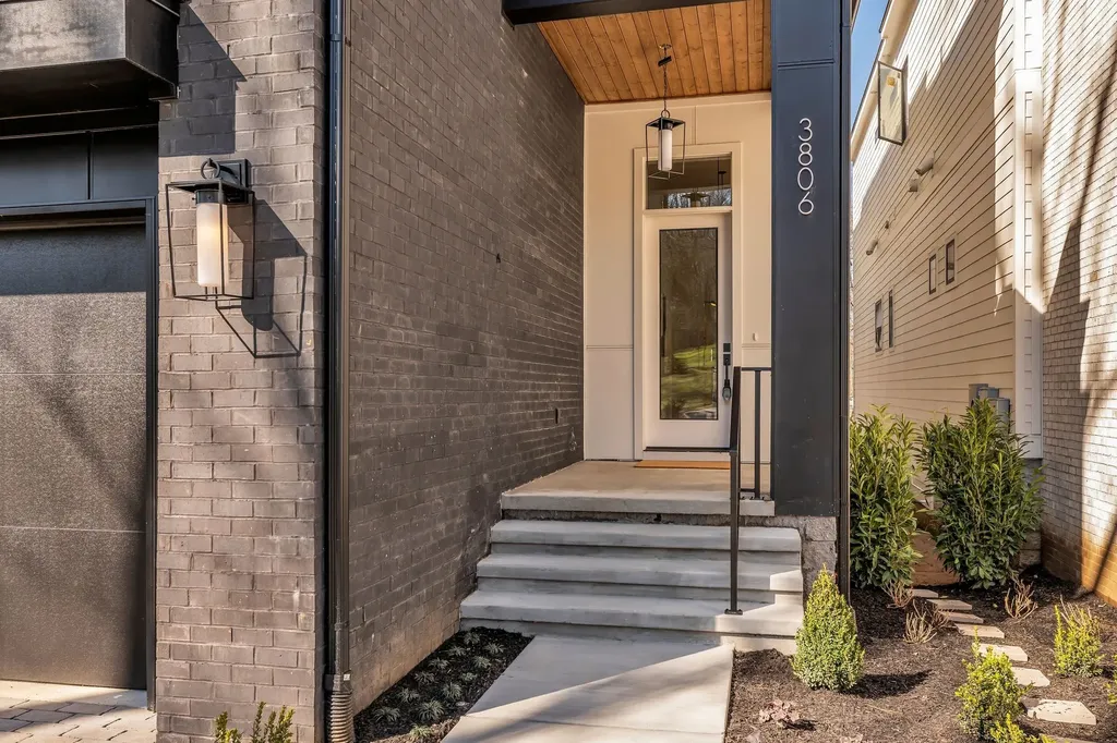 3806 Harding Place Nashville TN 37215