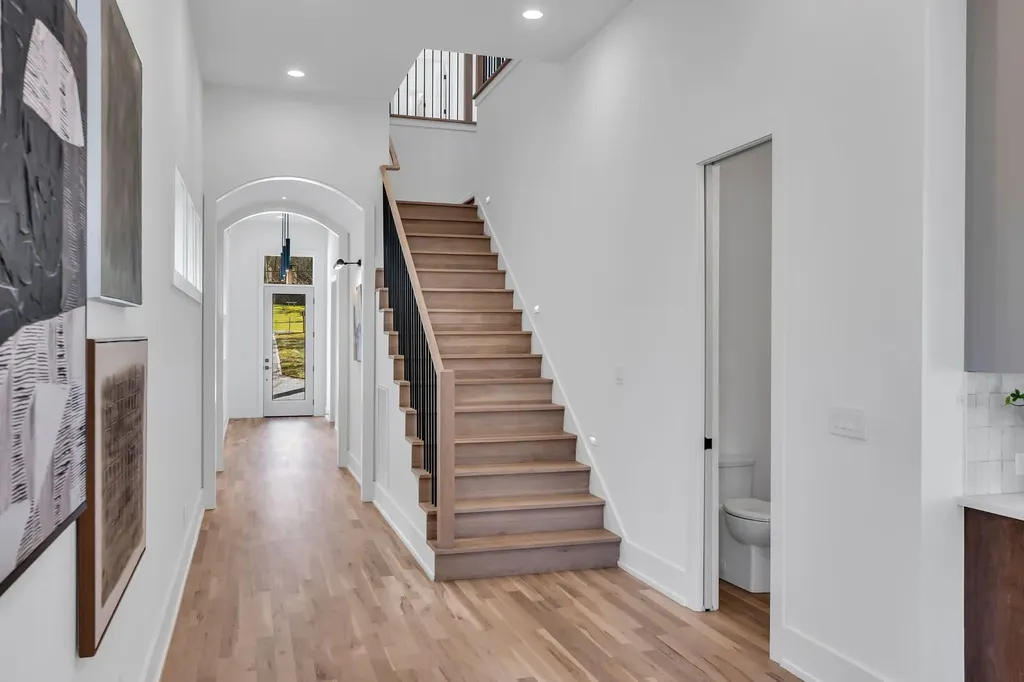 3806 Harding Place Nashville TN 37215