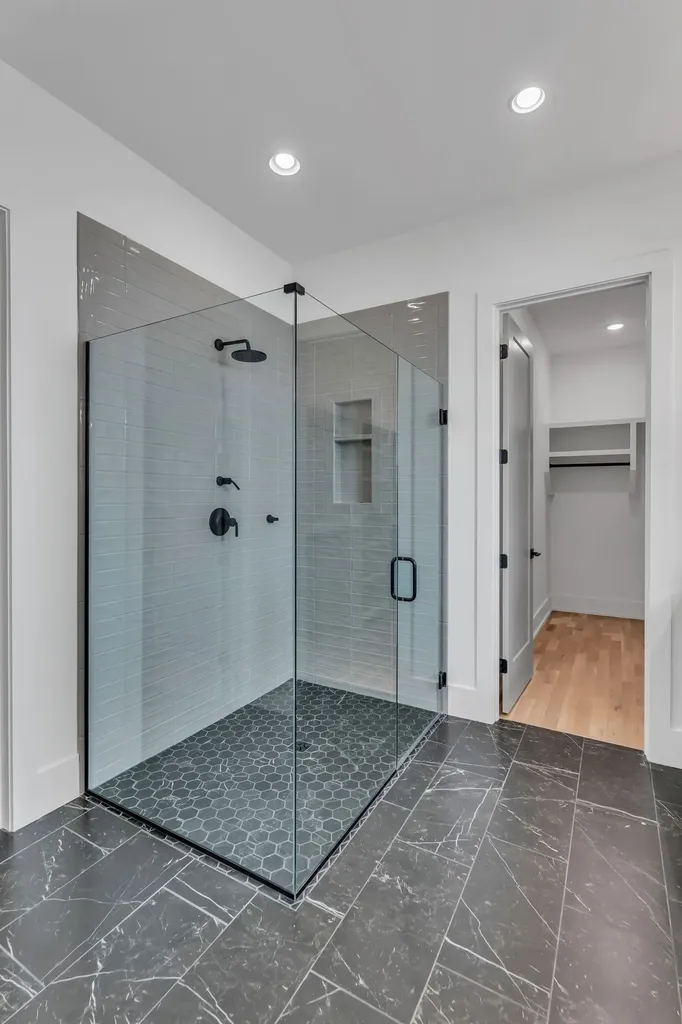 3806 Harding Place Nashville TN 37215