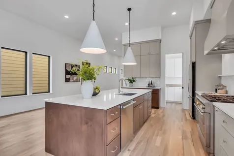 3806 Harding Place Nashville TN 37215