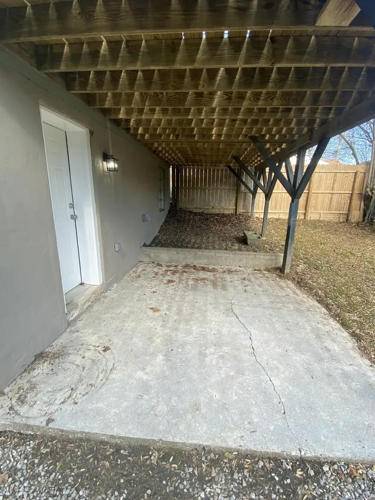 1018 Robins Crest Road Chattanooga TN 37415