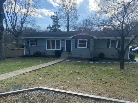 1018 Robins Crest Road Chattanooga TN 37415