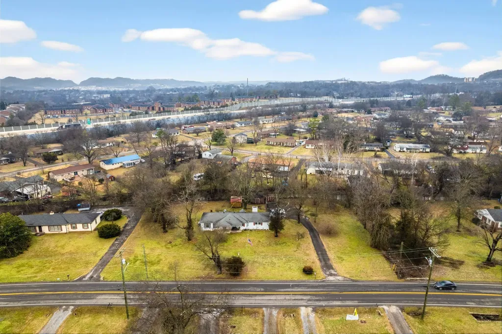 215 Ewing Drive Nashville TN 37207