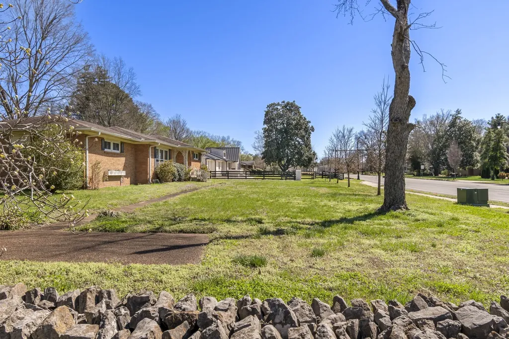 710 Hillsboro Road Franklin TN 37064