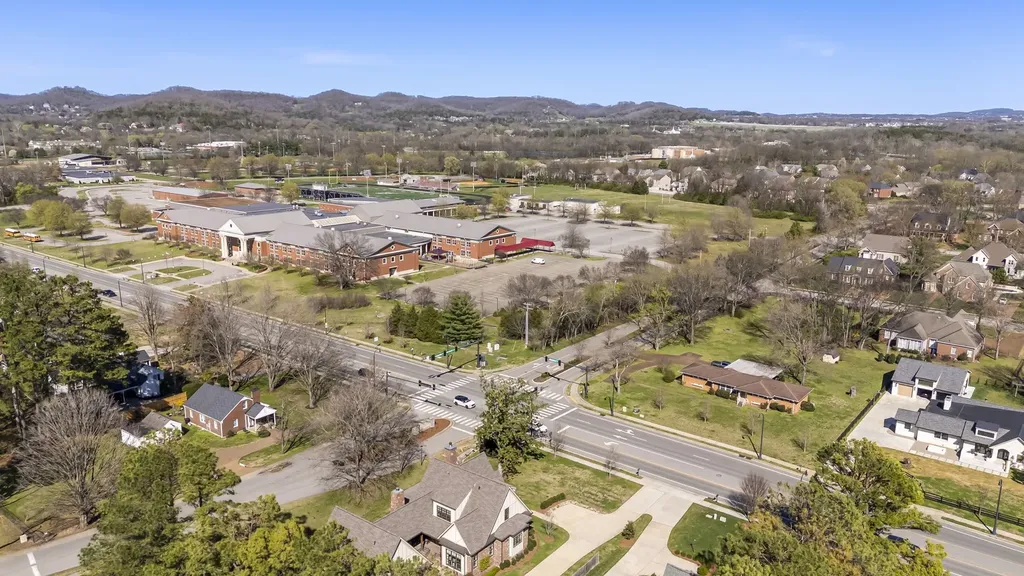 710 Hillsboro Road Franklin TN 37064