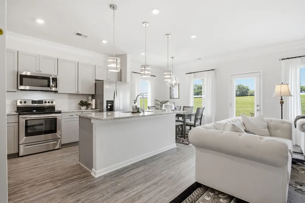 2911 Foley Road Columbia TN 38401