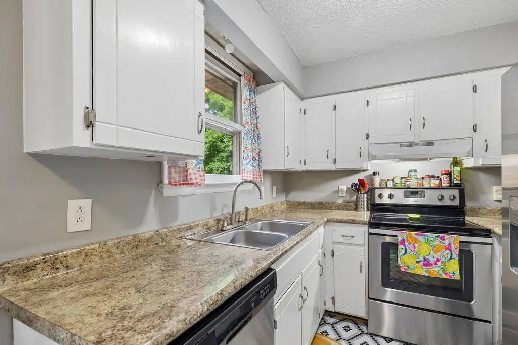 109 Red Berry Road Smyrna TN 37167