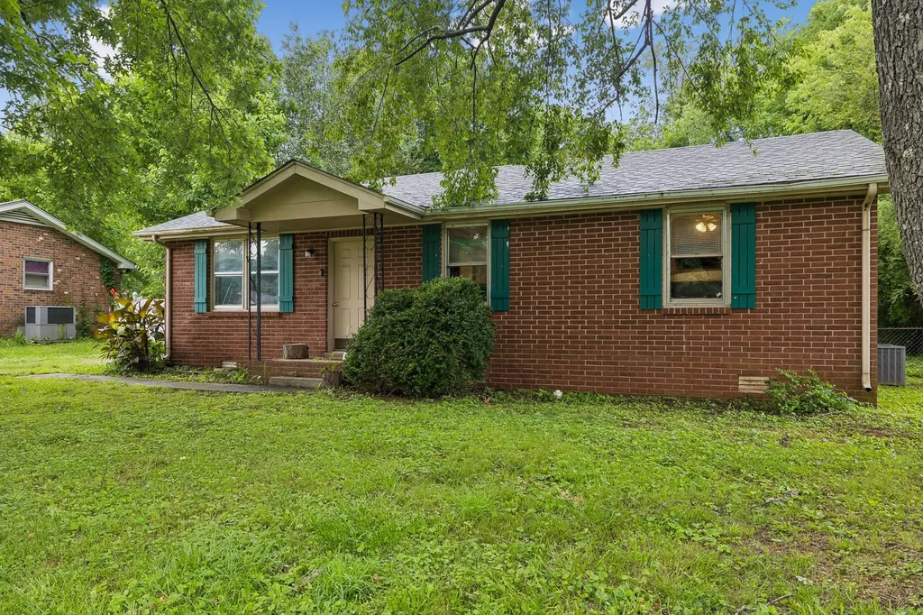 109 Red Berry Road Smyrna TN 37167