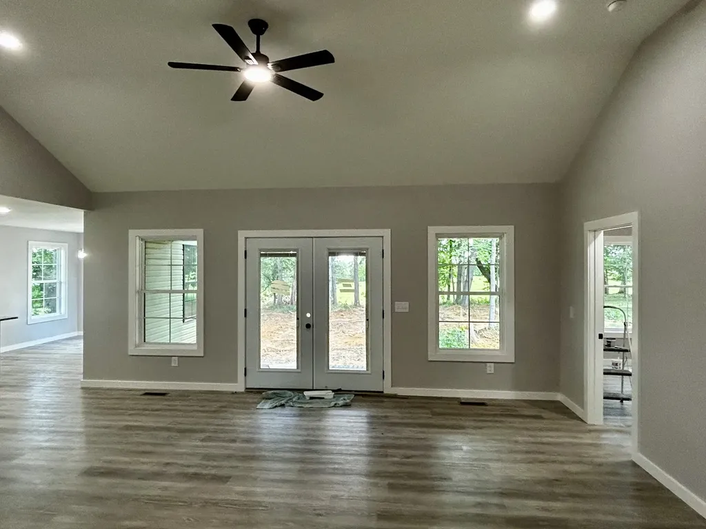 1252 Vickie Lane Portland TN 37148
