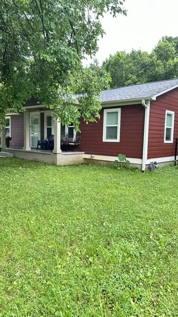 617 Fall River Road Lawrenceburg TN 38464