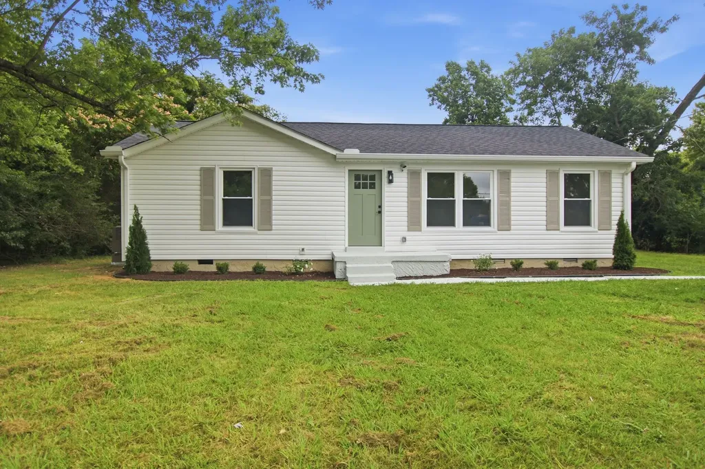 198 N Meribeth Lane Christiana TN 37037