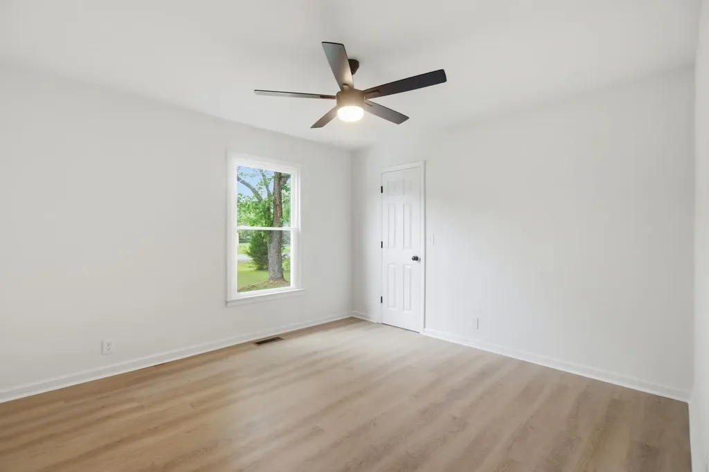 198 N Meribeth Lane Christiana TN 37037