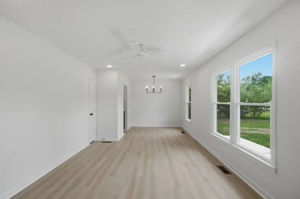 198 N Meribeth Lane Christiana TN 37037