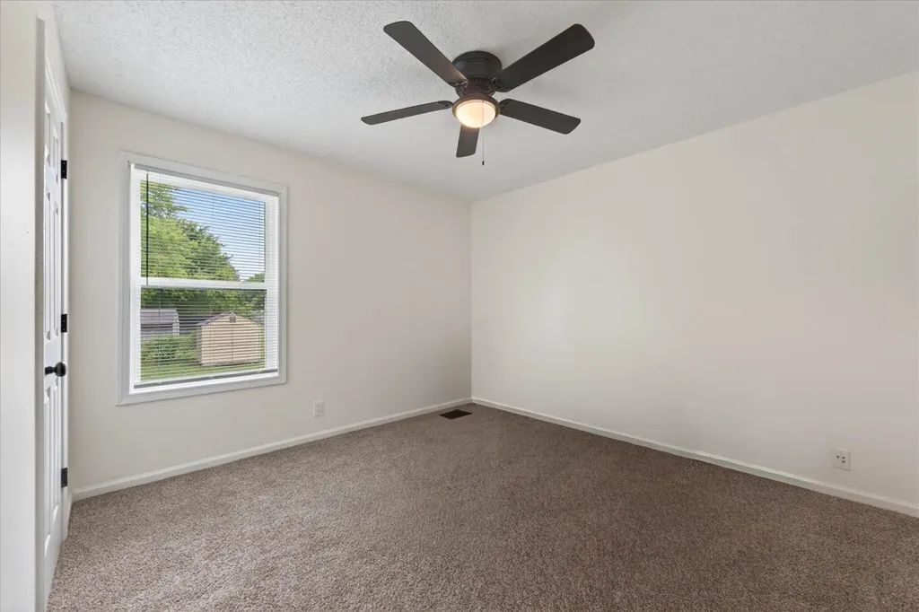 176 Monarch Lane Clarksville TN 37042