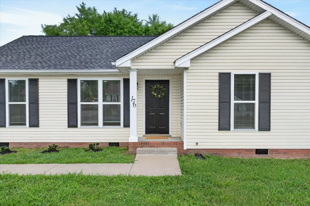 176 Monarch Lane Clarksville TN 37042