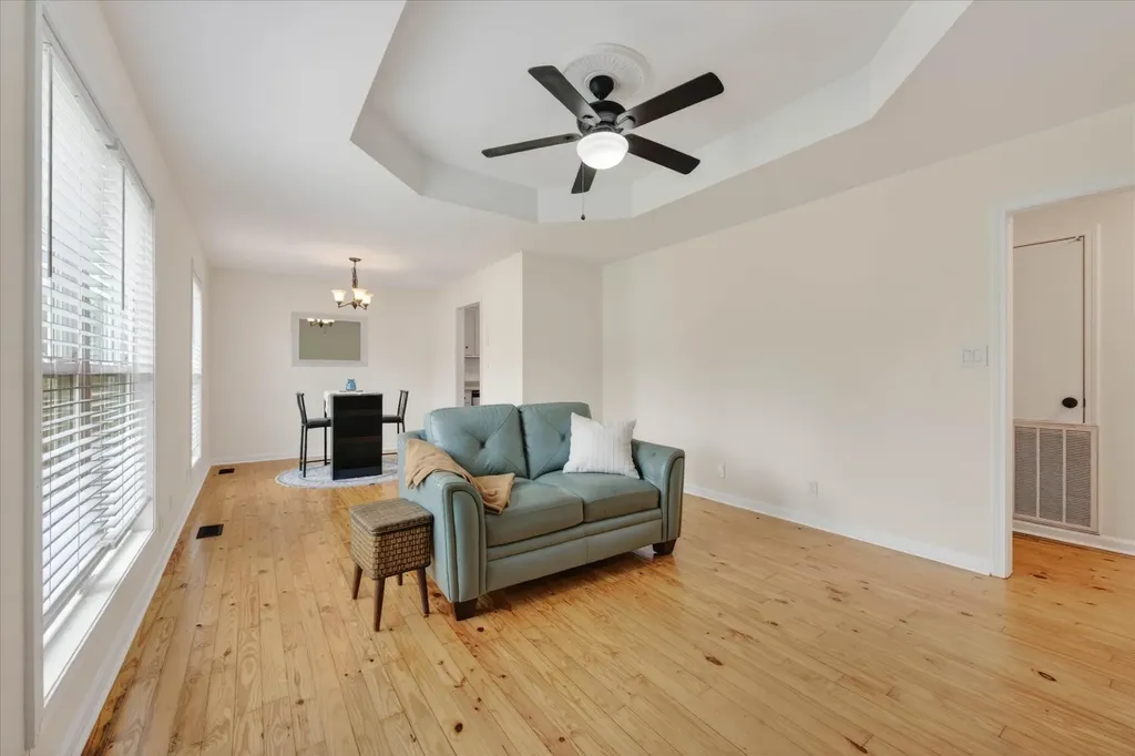 176 Monarch Lane Clarksville TN 37042