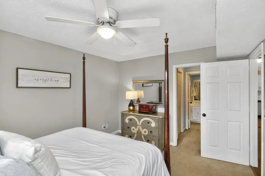 400 Deerpoint Circle Hendersonville TN 37075