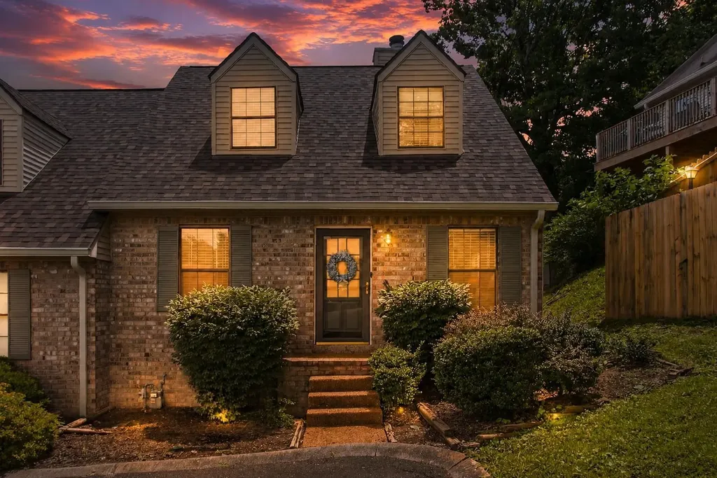 400 Deerpoint Circle Hendersonville TN 37075
