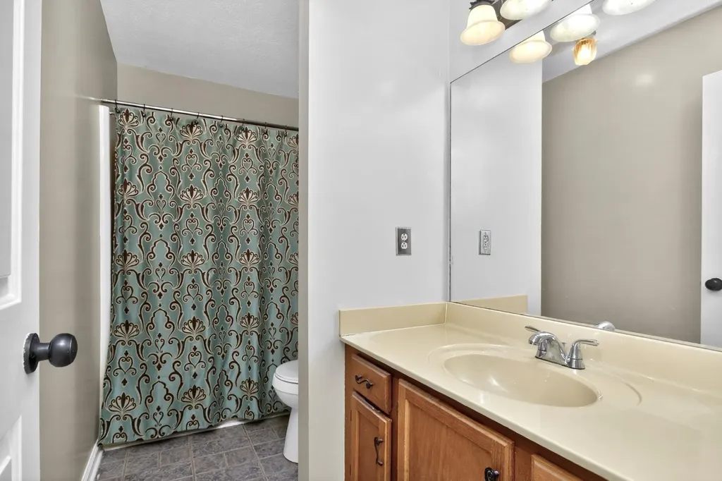 400 Deerpoint Circle Hendersonville TN 37075