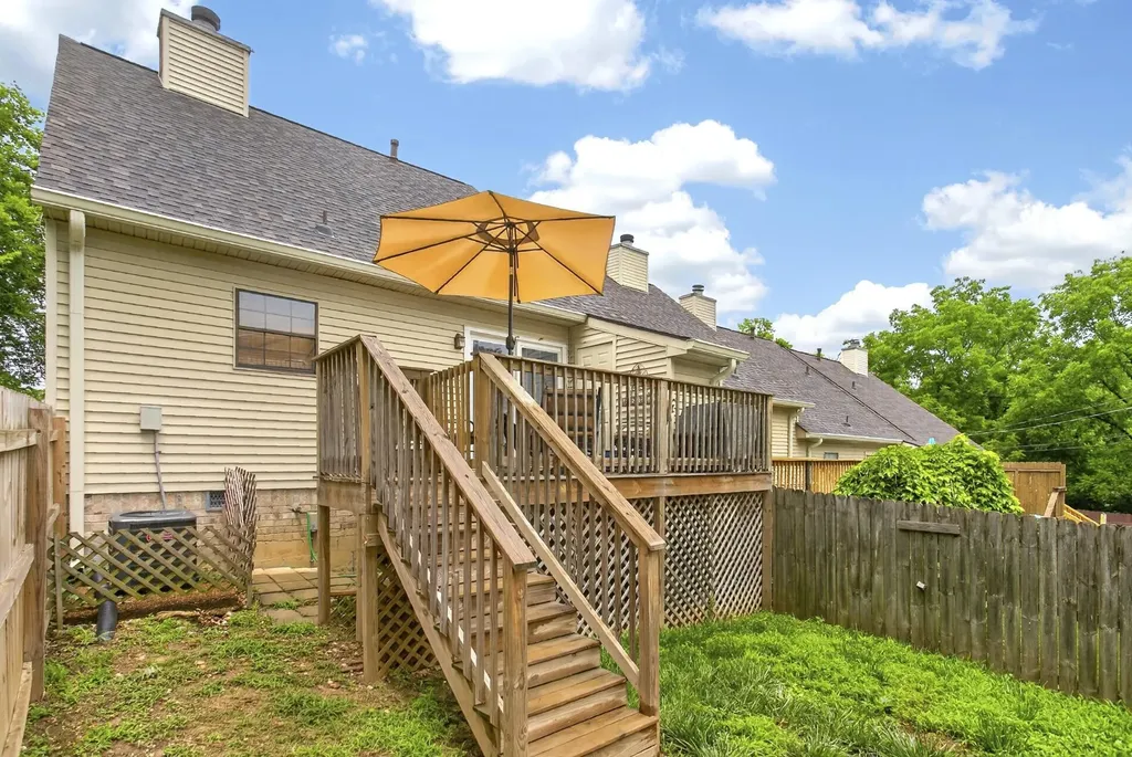 400 Deerpoint Circle Hendersonville TN 37075