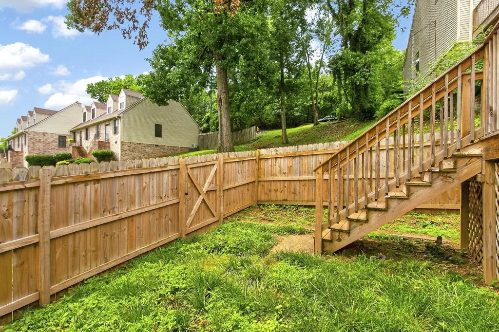 400 Deerpoint Circle Hendersonville TN 37075