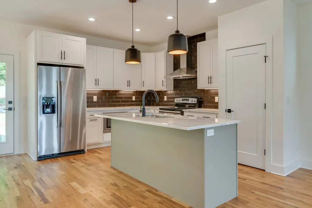 2422 Stivers Street Nashville TN 37218