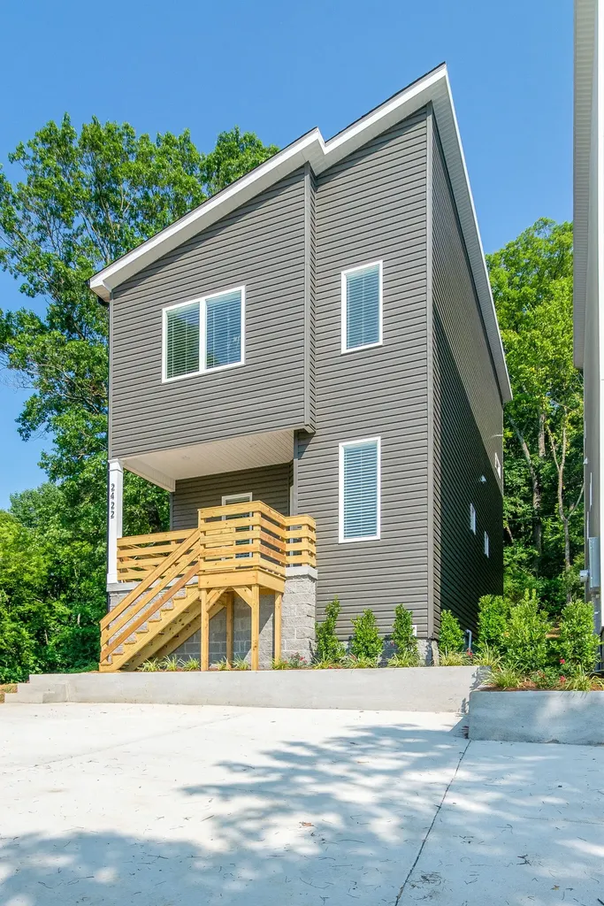 2422 Stivers Street Nashville TN 37218