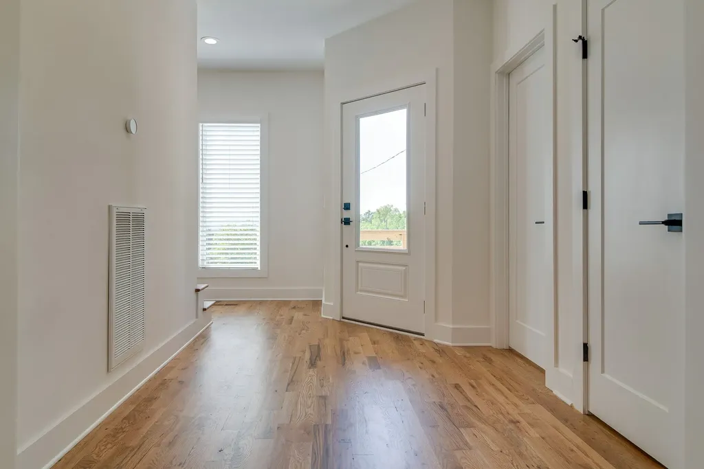 2422 Stivers Street Nashville TN 37218