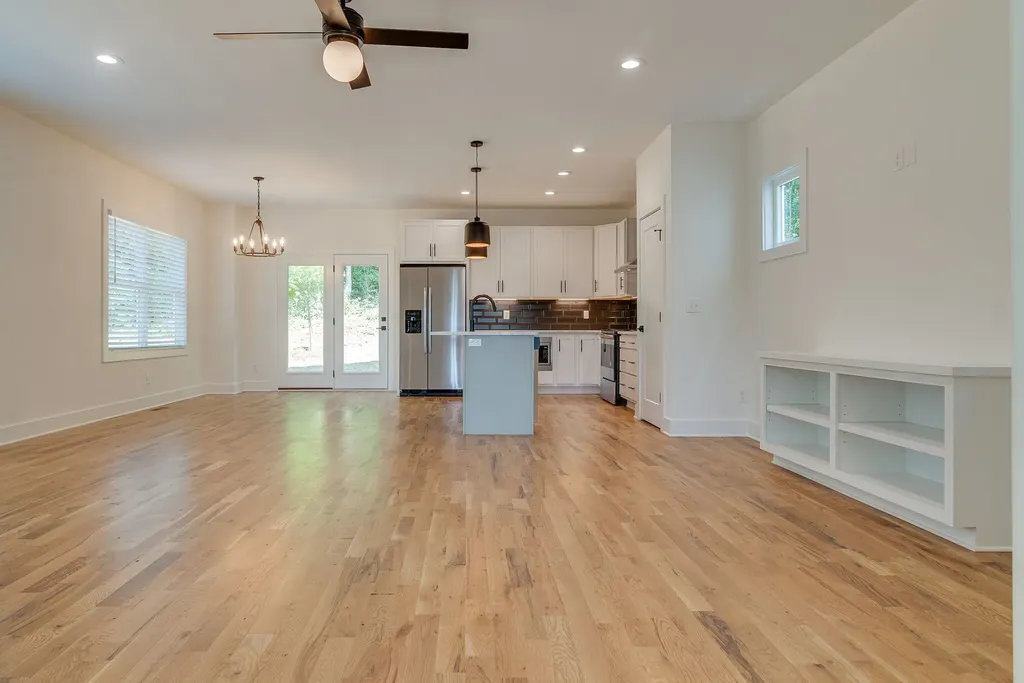 2422 Stivers Street Nashville TN 37218