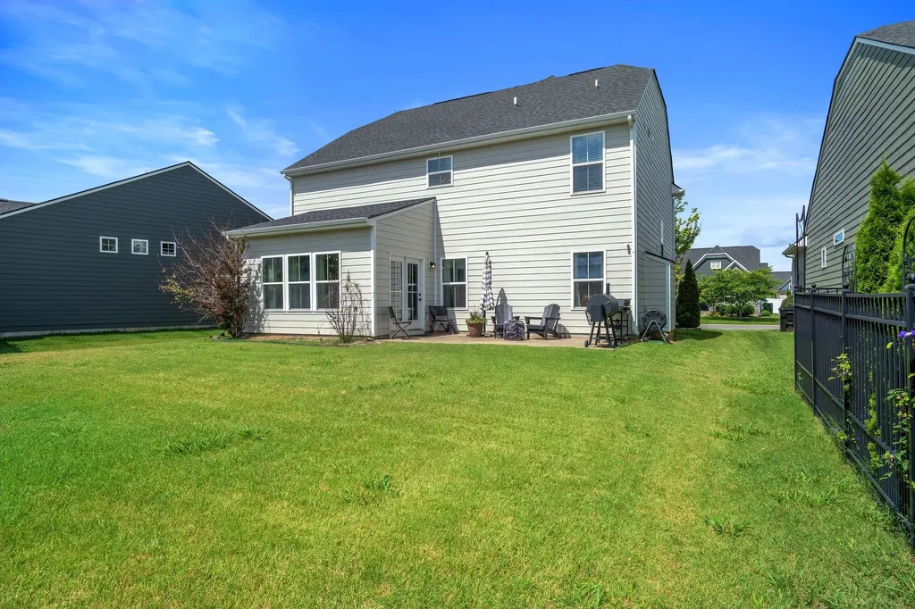 2857 Bluestem Lane Murfreesboro TN 37128