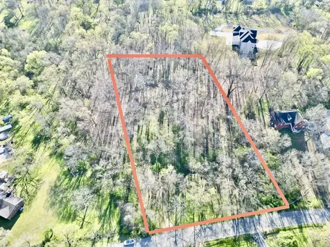 110 Lakeside Park Drive Hendersonville TN 37075